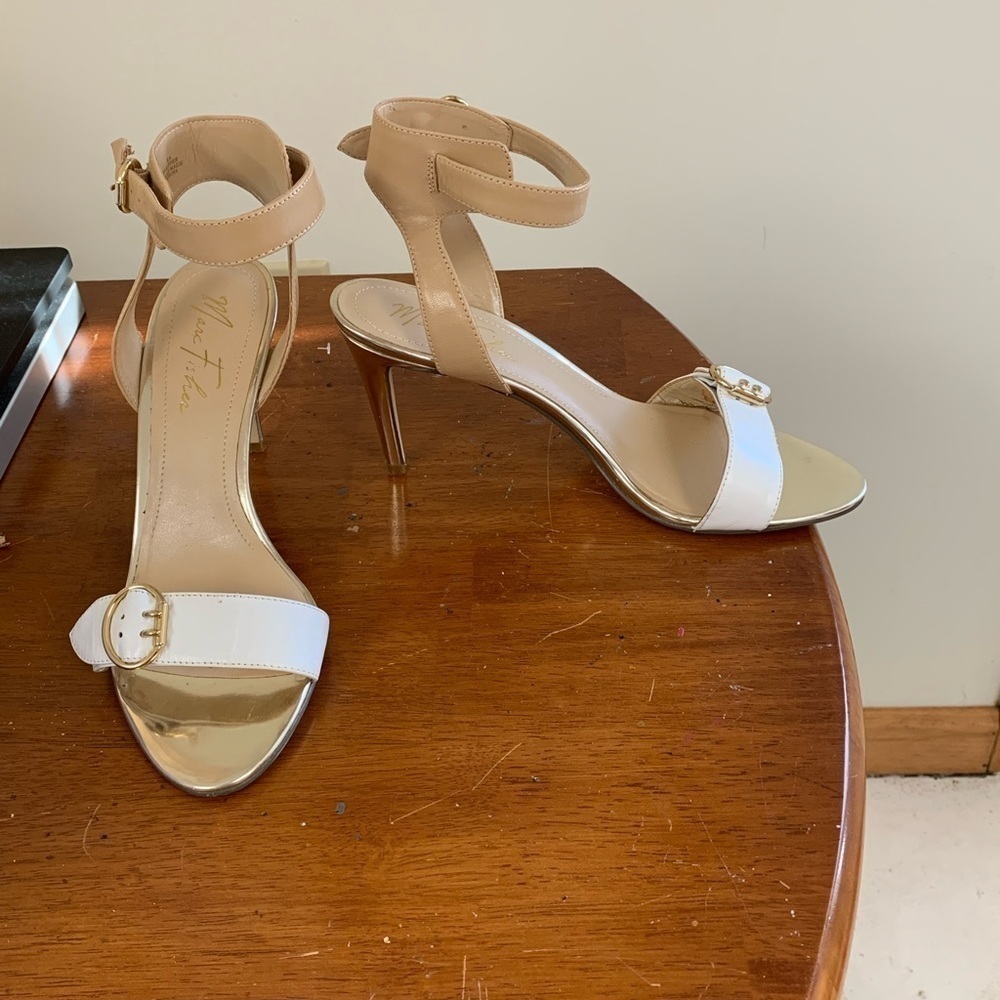 Marc Fisher malika ankle strap stiletto sandals size 8 3-4 in heel beige holiday